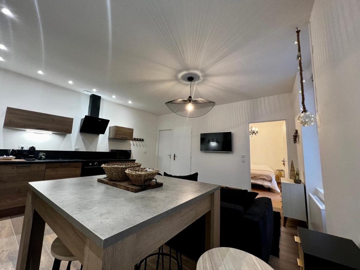 Appartement Cosy Centre Ville ロアンヌ エクステリア 写真